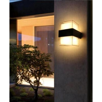 Cata Prizma Bora Led Aplik 10w Gün Işığı 3200K Iç Mekan Ve Dış Mekan