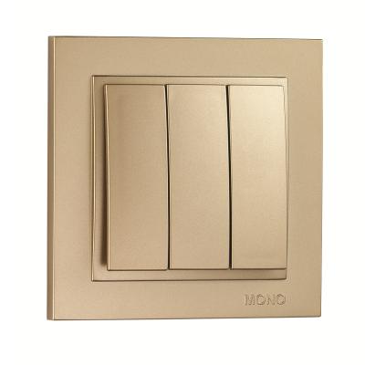 Mono Despina Titanyum Üçlü Anahtar Çerçeve Dahil