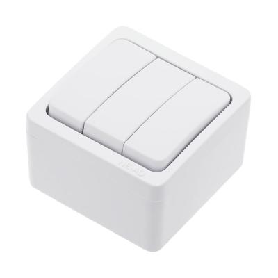 Ne-Ad Sıvaüstü Üçlü Anahtar 95-33